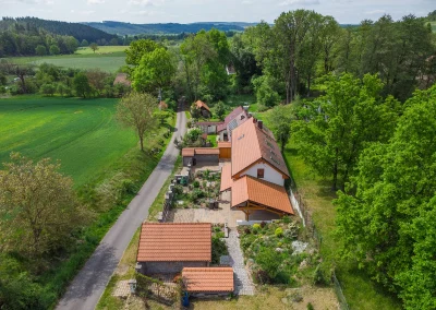 Realitní makléř Michal Nepodal prodává luxusní rodinný dům ve Výšicích u Blatné